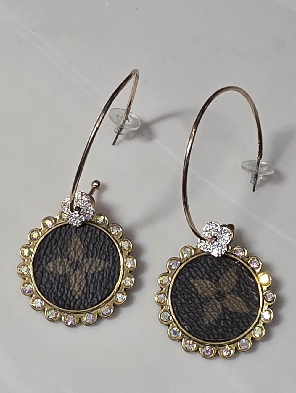 Keep It Gypsy Gold Hoop Dangle Earings
